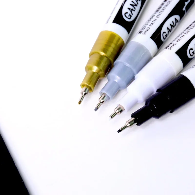 4Pcs/set Oil Based White Black – обзор и цена Illustration Marker Set